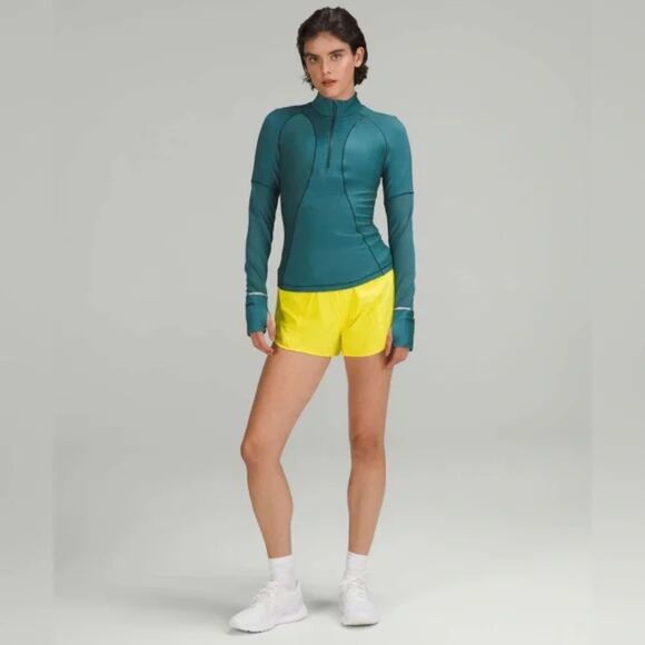 Lululemon Hotty Hot Low Rise Short 4" Lined Sonic‎ Yellow Size 14 NWT - Picture 5 of 6